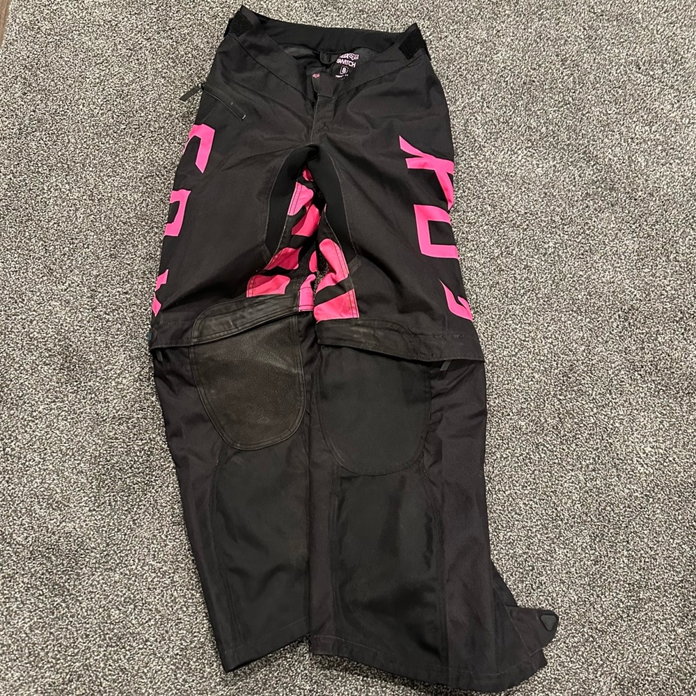 Fox woman’s dirt bike rider switch pants.